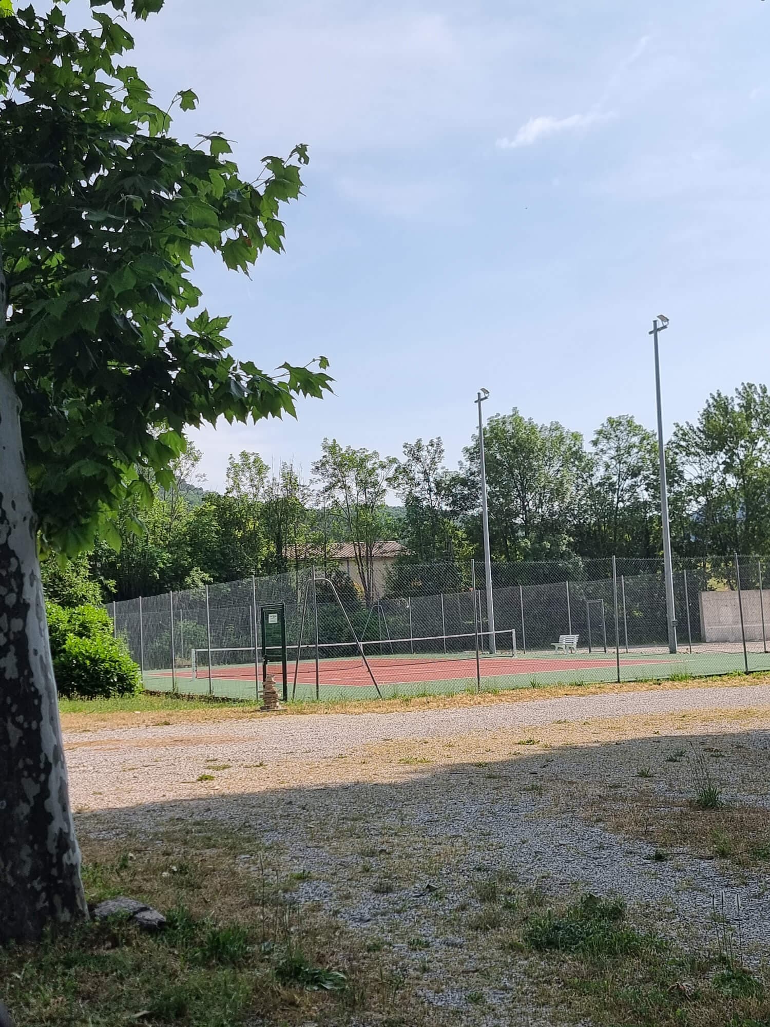 Le Tennis Du Château des Gipières
